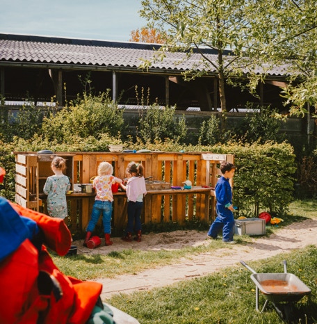 De Koebel - Assendelft Kinderopvang op de Boerderij